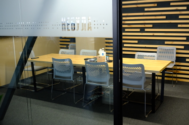 Основатели IT-компании Jooble считали, что в офисе работать эффективнее. Карантин доказал обратное. Как теперь они внедряют режим remote first /Фото 21