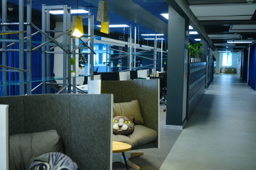 «Киевстар» отказался от классических рабочих мест и оставил в офисе только опенспейсы и креативные пространства. Зачем это компании /Фото 9