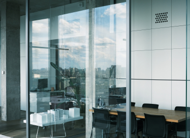 Работай где хочешь, записывай идеи где хочешь. Как устроен офис девелоперской комании SAGA /Фото 35