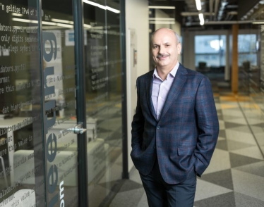 Підприємцями року за версією Forbes Ukraine стали співвласники «Нової пошти» – Вячеслав Климов та Володимир Поперешнюк /Фото 2