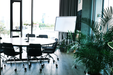 Работай где хочешь, записывай идеи где хочешь. Как устроен офис девелоперской комании SAGA /Фото 33