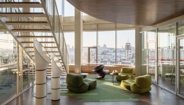 Как создать офис, похожий на дом. Вот 8 решений от компаний, которым, кажется, это удалось /Фото 125