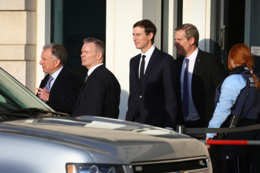 Віткофф та Кушнер на перемовинах /Getty Images