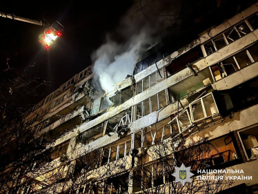 Росія атакувала Київ ракетами та «Шахедами». В результаті загинули люди, у деяких районах зникло опалення /Фото 2