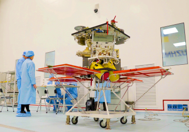 SpaceX вывела на орбиту украинский спутник «Сич-2-30», хотя он устарел задолго до вылета. В чем тогда суть /Фото 1