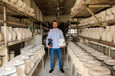 Артем Маринюк, бренд Nana Ceramics у Словʼянську