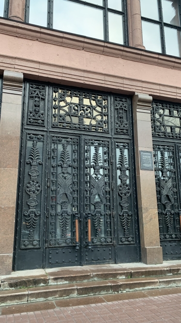 Zara уходит с Крещатика. Forbes узнал, почему Inditex решил закрыть магазин в центре Киева /Фото 1