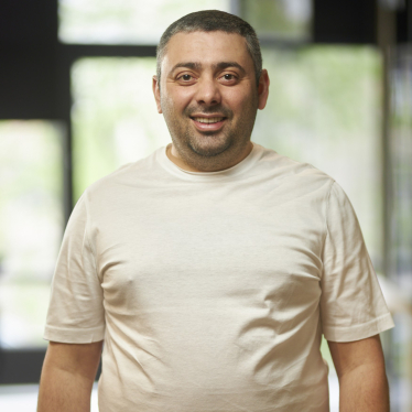 Самвел Акобян