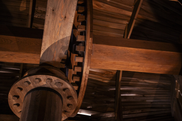 МХП і БФ «МХП-Громаді»