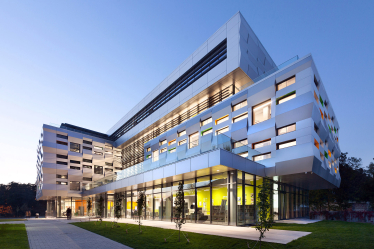 Война – обучению не помеха. Forbes узнал, что почти у всех ведущих украинских бизнес-школ увеличилось количество студентов. Почему предприниматели идут учиться во время войны /Фото 4