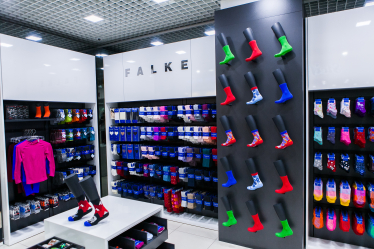 Як інноваційні технології допомагають у виробництві преміального трикотажу FALKE: німецький досвід /Фото 3