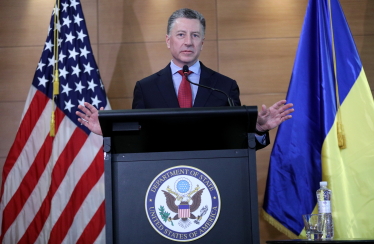 Курт Волкер під час пресконференції 27 липня 2019 року в Києві. /Getty Images