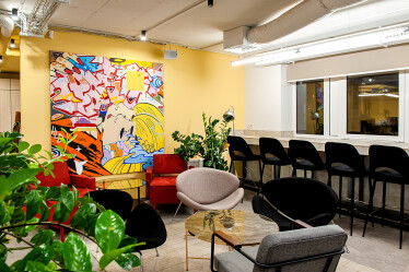 Галерея вместо галеры. Зачем бизнесу коллекции искусства в офисе /Фото 41