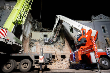 «Це їхня помилка, але запитайте їх самих». Трамп прокоментував російський удар по Сумах /Фото 2