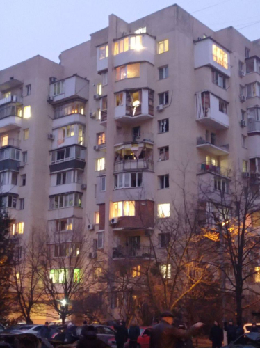 Росія атакувала Україну 100 дронами. У Харкові пожежа на підприємстві, в Умані пошкоджено інфраструктурний обʼєкт (фото, відео) /Фото 4