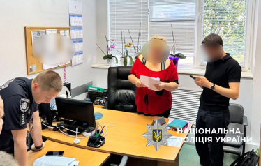 Обшуки в «Артеріум». Фото Нацполіції
