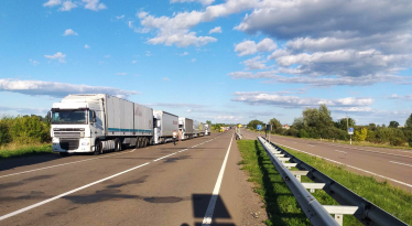 Українсько-польський клінч. Фури з України тижнями чекають проїзду на кордоні з Польщею. Хто в цьому винен /Фото 1