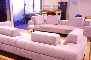 Офіс для тих, хто не хоче працювати в офісі. SoftServe відкрила новий простір у розпал пандемії. Що з цього вийшло /Фото 34