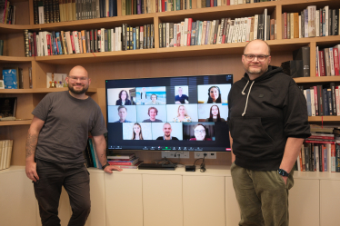 Олексій Сівірін, Володимир Бородянський і команда консалтингової компанії Saturday Team /Антон Забєльський для Forbes Ukraine