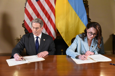 Україна та США підписали угоду про надра і створення фонду відбудови