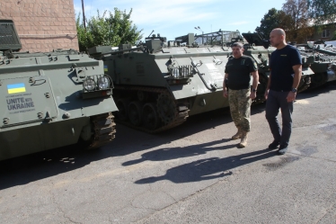 Світовий конгрес українців закуповує дрони та бронетехніку для ЗСУ