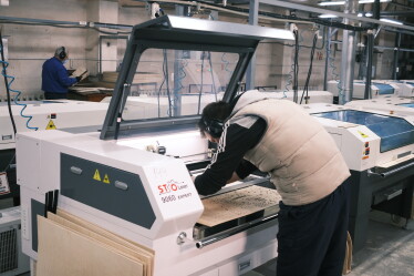 Ugears делает 100 000 3D-пазлов в месяц и продает их в 85 стран. Как выглядит производство этих необычных игрушек /Фото 12