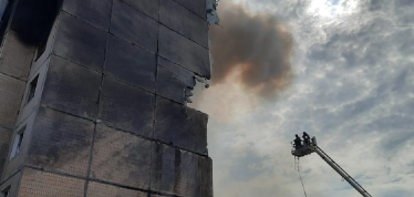 Росія обстріляла Кривий Ріг ракетами, є влучення у багатоповерховий будинок і жертви (Оновлюється) /Фото 3