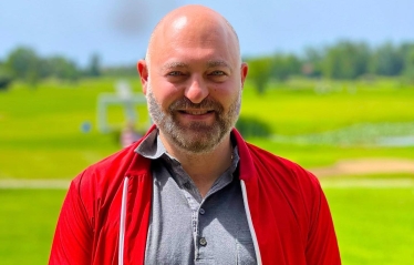 Ахметов, Пінчук, Веревський більше не хочуть мати російських топменеджерів. Як український бізнес вирішує питання «токсичного паспорта» /Фото 1