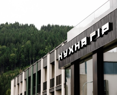 Ресторан «Корені» ГРК TAVEL HOTEL&SPA в Буковелі