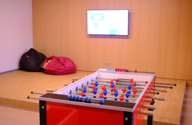 Офіс для тих, хто не хоче працювати в офісі. SoftServe відкрила новий простір у розпал пандемії. Що з цього вийшло /Фото 37