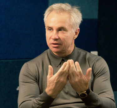 Олександр Чекменьов