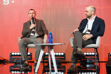 Володимир Поперешнюк, співзасновник групи компаній NOVA («Нова пошта»); Сергій Магдич, заступник голови правління з корпоративного бізнесу ПУМБ