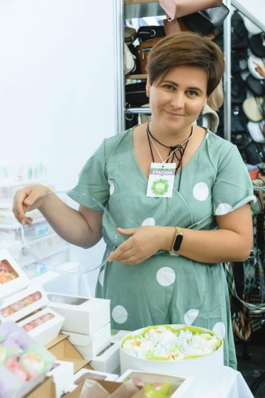 Розправити крила. У межах проєкту технічної допомоги Крила понад 3500 українських жінок отримали підтримку. Це допомогло їм стати більш економічно незалежними /Фото 2