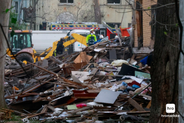 Росія завдала масованого повітряного удару по Україні. Найбільше постраждав Київ: є загиблі і значні руйнування (фото) /Фото 17