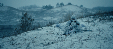 Пираты, Amazon и тревоги. Первый украинский фильм, вышедший в прокат во время войны, догоняет блокбастеры. Сколько он заработал /Фото 4