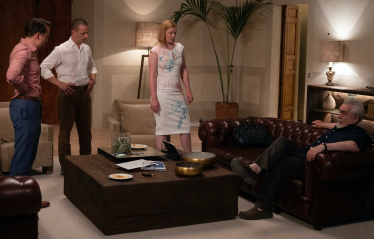 «Тед Лассо», «Блекберрі» та «Доісторична планета». Сім фільмів і сім серіалів, які дивляться українські підприємці цього літа /Фото 2