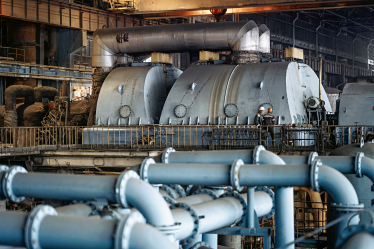 Впереди – вторая самая сложная зима. Как энергетики работают и восстанавливают ТЭС, несмотря на ракетные удары. Репортаж Forbes /Фото 1