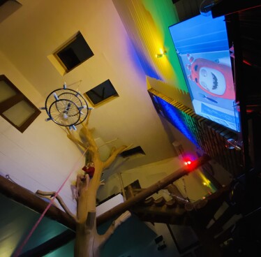 «Будинок для нас – як намет». Як львівський ресторатор Юрій Назарук переїхав до села та став щасливішим /Фото 3