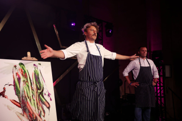 надано TOP USA Awards