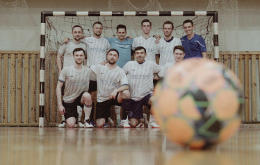 «Побеждает команда, а не игрок». Зачем основатель Netpeak Group Артем Бородатюк создал корпоративную команду по футзалу /Фото 3