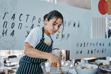 «Кий. ШЕФ. Хорив» у цифрах. Шеф Євген Клопотенко провів поп-ап – перший етап відродження Житнього ринку. Скільки і як на ньому заробили /Фото 6