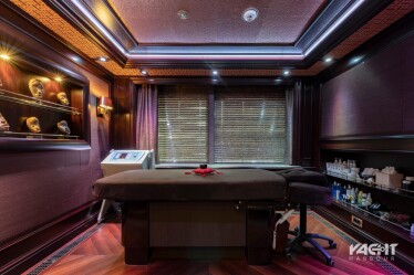 yachtharbour.com