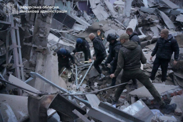 94 ракети і майже 200 безпілотників. Зеленський прокоментував масштабний удар РФ по енергетиці. Хроніка війни /Фото 10