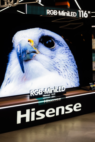 Hisense UX RGB MiniLED