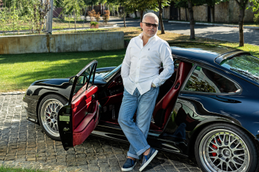 Пристрасть до легенди: від викладача фізики до колекціонера Porsche 911 /Фото 1