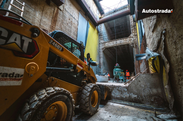 "Автострада" почала будувати метро на Виноградар