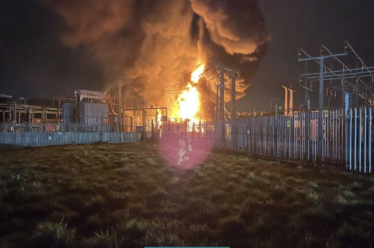 Лондонський аеропорт Гітроу закрили через пожежу на електропідстанції (фото) /Фото 1