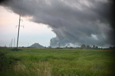 Ракетна атака Росії знищила американський завод Flex у Мукачево. Головне /Фото 2