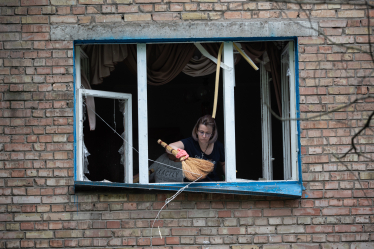 Фото наслідків обстрілу Києва /Getty Images