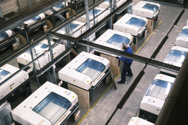 Ugears делает 100 000 3D-пазлов в месяц и продает их в 85 стран. Как выглядит производство этих необычных игрушек /Фото 10